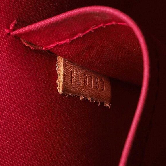 Louis Vuitton Rose Indian Monogram Vernis Alma PM Bag - Picture 12 of 12